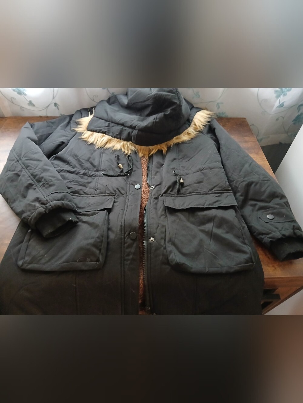 Women’s Hooded Black Puffer Parka with Faux Fur Trim